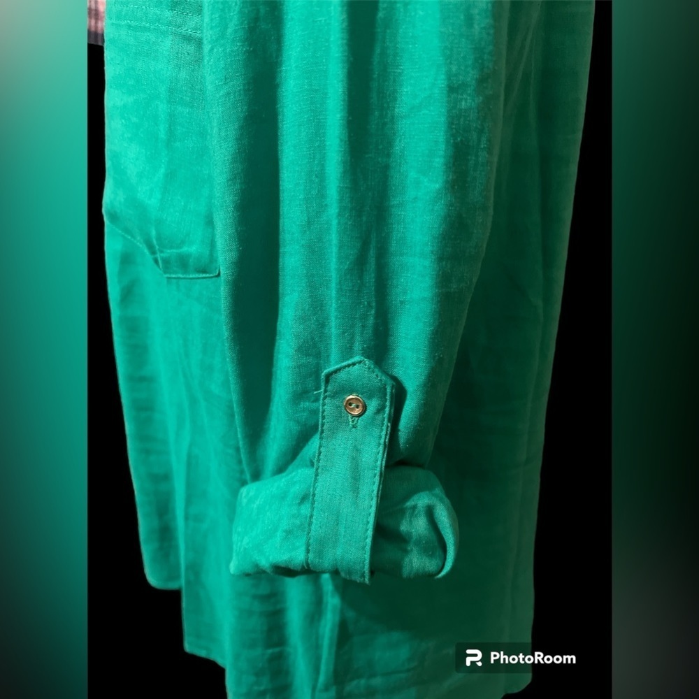 LOVE TREE- Green Button Up Blouse with Collar, New - Picture 4 of 5